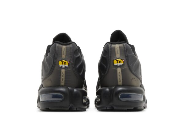 A-Cold-Wall*  x Nike Air Max Plus 'Black' FD7855-001 - Image 6