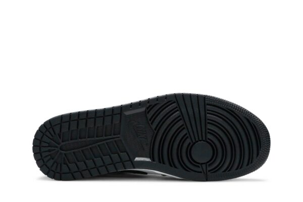 Air Jordan 1 Low 'Light Smoke Grey' 553558-030 - Image 4