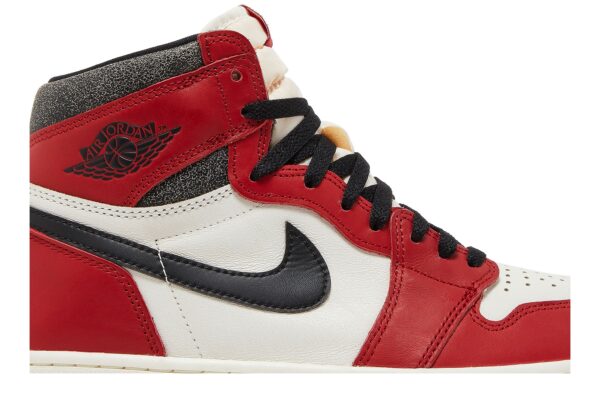 Air Jordan 1 Retro High OG 'Chicago Lost & Found' DZ5485-612 - Image 2