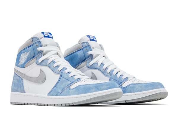 Air Jordan 1 Retro High OG 'Hyper Royal' 555088-402 - Image 8