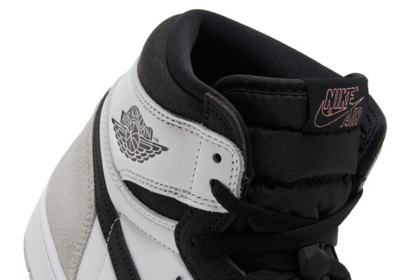 Air Jordan 1 Retro High OG 'Stage Haze' 555088-108 - Image 9