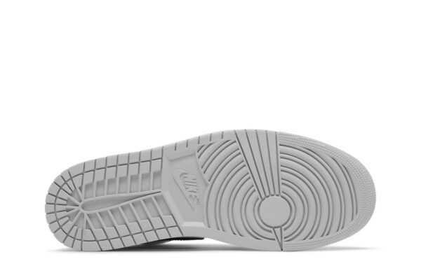 Air Jordan 1 Retro High OG 'Stage Haze' 555088-108 - Image 4