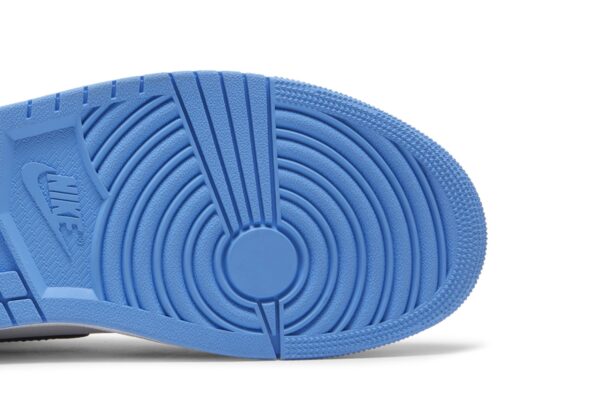 Air Jordan 1 Retro High OG 'UNC Toe' DZ5485-400 - Image 5
