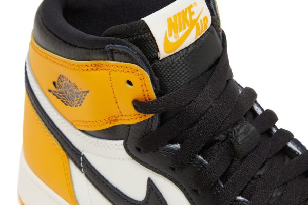 Air Jordan 1 Retro High OG 'Yellow Toe' 555088-711 - Image 9