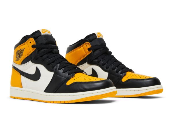 Air Jordan 1 Retro High OG 'Yellow Toe' 555088-711 - Image 8