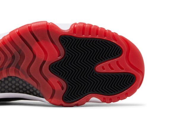 Air Jordan 11 Retro Low 'Bred' 2025 FV5104-006 - Image 5