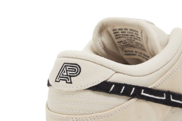 Albino & Preto  x Nike Dunk Low SB 'Jiu-Jitsu' FD2627-200 - Image 9