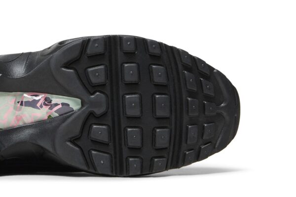 Corteiz  x Nike Air Max 95 SP 'Rules the World - Pink Beam' FB2709-001 - Image 5