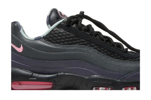 Corteiz  x Nike Air Max 95 SP 'Rules the World - Pink Beam' FB2709-001 - Image 2