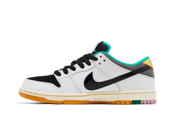 CSEF  x Nike Dunk Low SB 'White Clear Emerald' HJ4132-100 - Image 3