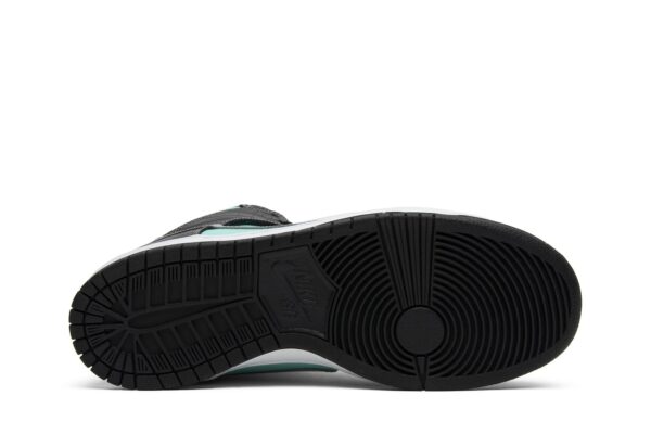 Diamond Supply Co.  x Nike Dunk High Premium SB 'Tiffany' 653599-400 - Image 4