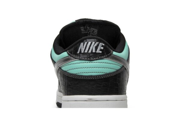 Diamond Supply Co.  x Nike Dunk Low Pro SB 'Tiffany' 304292-402 - Image 7