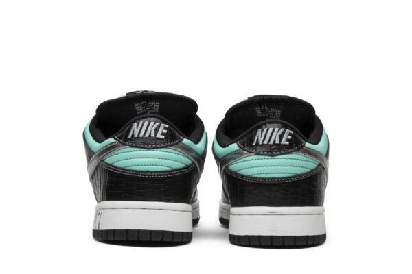 Diamond Supply Co.  x Nike Dunk Low Pro SB 'Tiffany' 304292-402 - Image 6