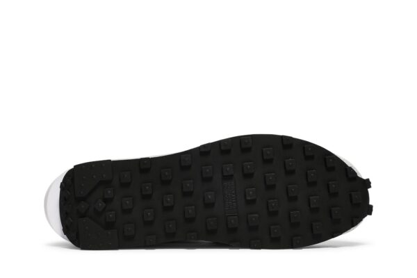 Fragment Design  x Nike sacai  x Nike LDV Waffle 'Light Smoke Grey' DH2684-001 - Image 4