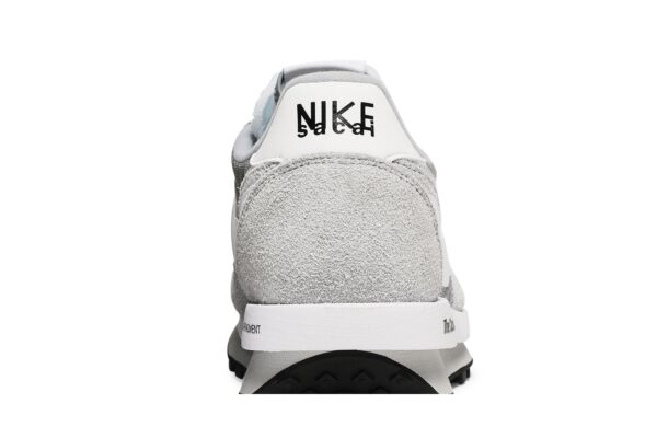 Fragment Design  x Nike sacai  x Nike LDV Waffle 'Light Smoke Grey' DH2684-001 - Image 7