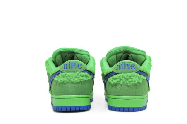 Grateful Dead  x Nike Dunk Low SB 'Green Bear' CJ5378-300 - Image 6