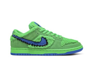 Grateful Dead  x Nike Dunk Low SB 'Green Bear' CJ5378-300