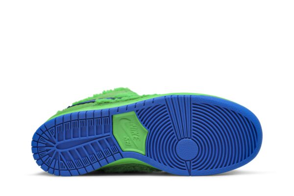 Grateful Dead  x Nike Dunk Low SB 'Green Bear' CJ5378-300 - Image 4