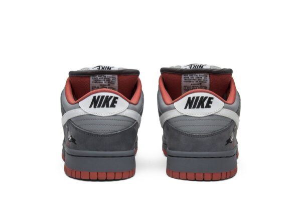 Jeff Staple  x Nike Dunk Low Pro SB 'Pigeon' 304292-011 - Image 6