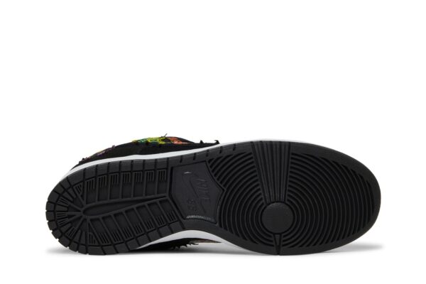 Neckface  x Nike Dunk Low Pro SB DQ4488-001 - Image 4