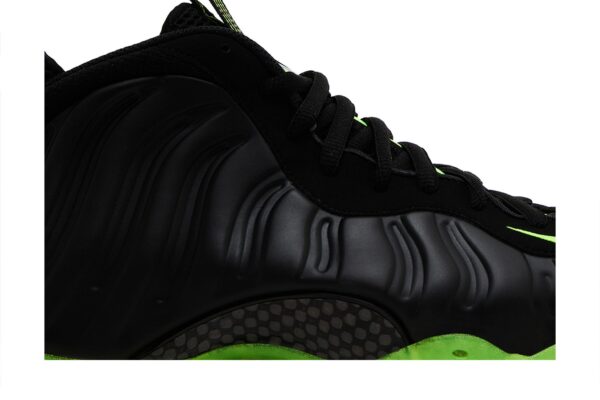 Nike Air Foamposite One 'Black Volt' HF2902-001 - Image 2