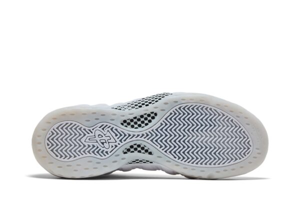 Nike Air Foamposite One 'Triple White' HJ5195-100 - Image 4