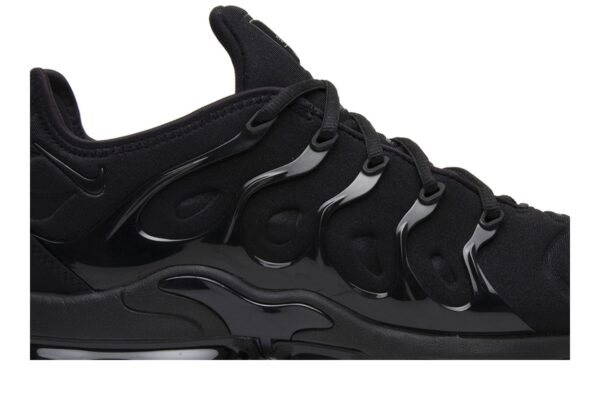 Nike  Air VaporMax Plus 'Triple Black'  924453-004 - Image 2