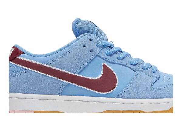 Nike Dunk Low Premium SB 'Philadelphia Phillies' DQ4040-400 - Image 2