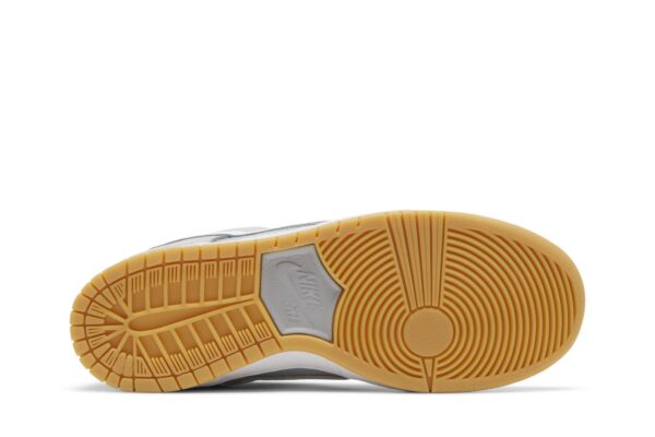 Nike Dunk Low Pro ISO SB 'Wolf Grey Gum' DV5464-001 - Image 4