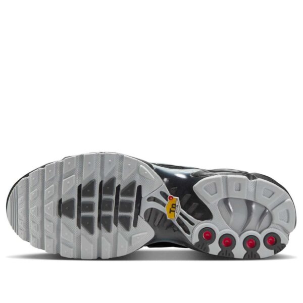 Nike Wmns Air Max Plus SE 'Black Wolf Grey' IO0657-001 - Image 5