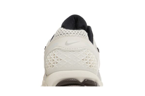 Nike Wmns Air Zoom Vomero 5 'Phantom' FJ2028-001 - Image 7
