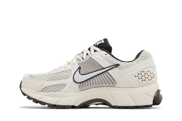 Nike Wmns Air Zoom Vomero 5 'Phantom' FJ2028-001 - Image 3