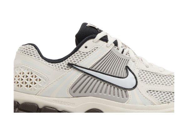 Nike Wmns Air Zoom Vomero 5 'Phantom' FJ2028-001 - Image 2