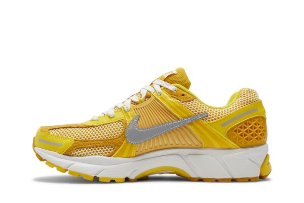Nike  Zoom Vomero 5 'Yellow Ochre'  FJ4453-765 - Image 3