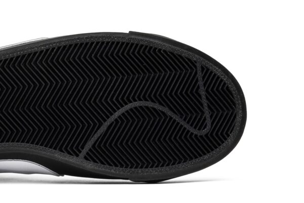 Off-White  x Nike Blazer Mid 'Grim Reapers' AA3832-001 - Image 5