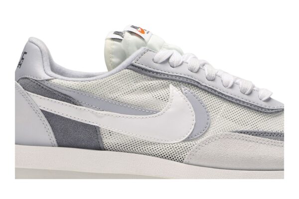 sacai  x Nike LDWaffle 'Summit White' BV0073-100 - Image 2