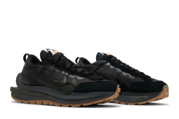 sacai  x Nike VaporWaffle 'Black Gum' DD1875-001 - Image 8