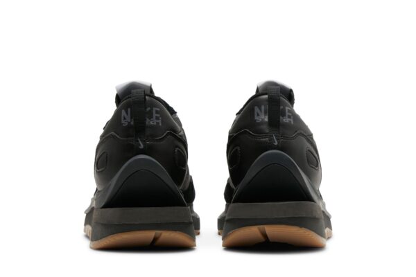 sacai  x Nike VaporWaffle 'Black Gum' DD1875-001 - Image 6