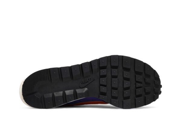 sacai  x Nike VaporWaffle 'Dark Iris' DD1875-500 - Image 4