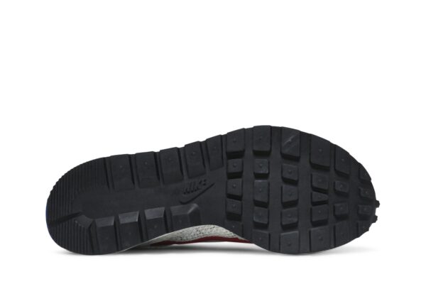sacai  x Nike VaporWaffle 'Sail'  CV1363-100 - Image 4