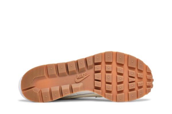 sacai  x Nike VaporWaffle 'Sail Gum' DD1875-100 - Image 4