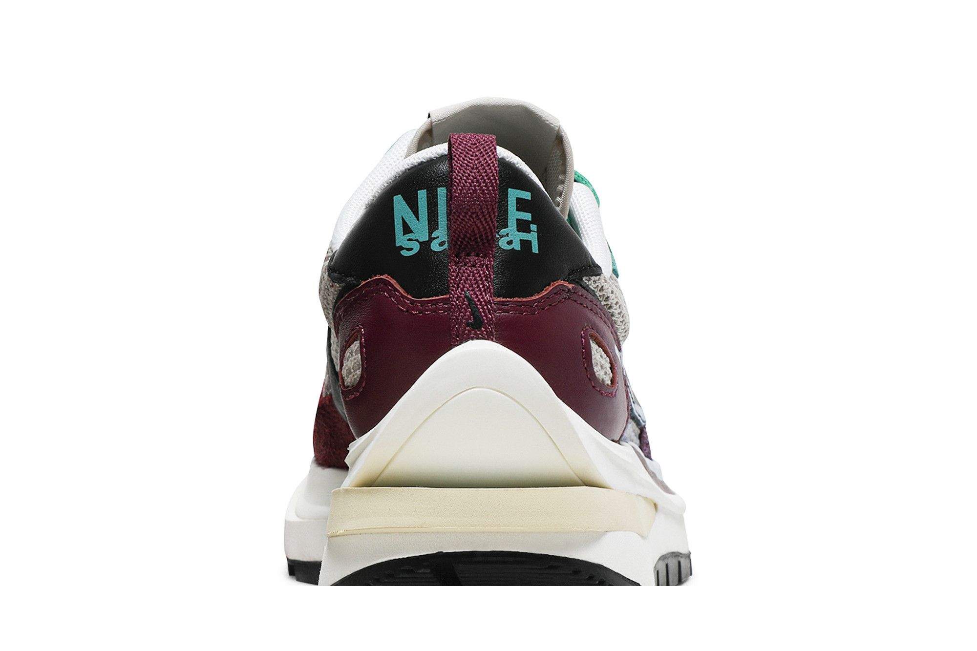 sacai x Nike VaporWaffle SP 'Villain Red' DD3035-200 7 sacai  x Nike VaporWaffle SP 'Villain Red' DD3035-200 - Image 7