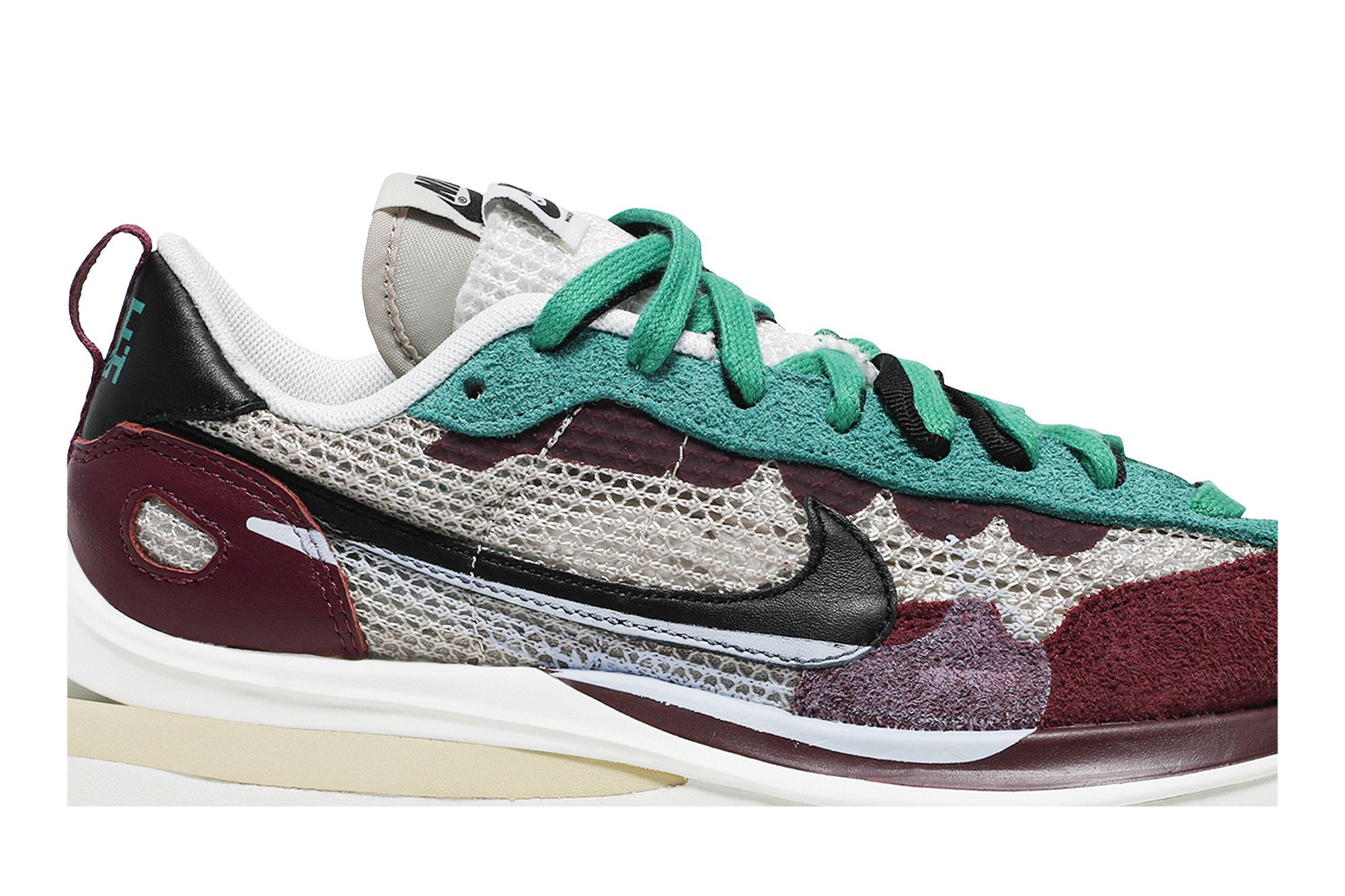 sacai x Nike VaporWaffle SP 'Villain Red' DD3035-200 2 sacai  x Nike VaporWaffle SP 'Villain Red' DD3035-200 - Image 2