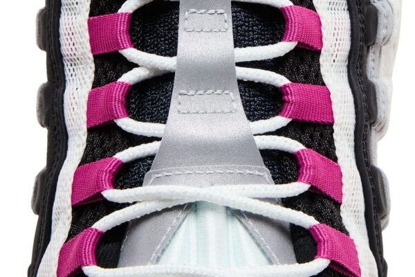 SB  x Nike Air Max 95 'Cactus Flower' HF7545-100 - Image 10