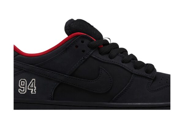 Supreme  x Nike Dunk Low SB 'Black' HQ8487-001 - Image 2