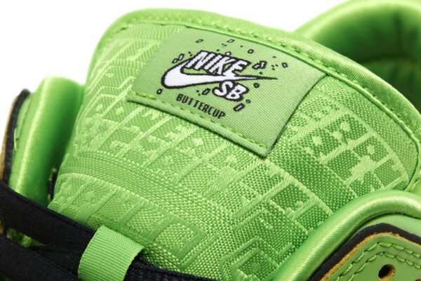 The Powerpuff Girls  x Nike Dunk Low Pro SB QS 'Buttercup' FZ8319-300 - Image 9