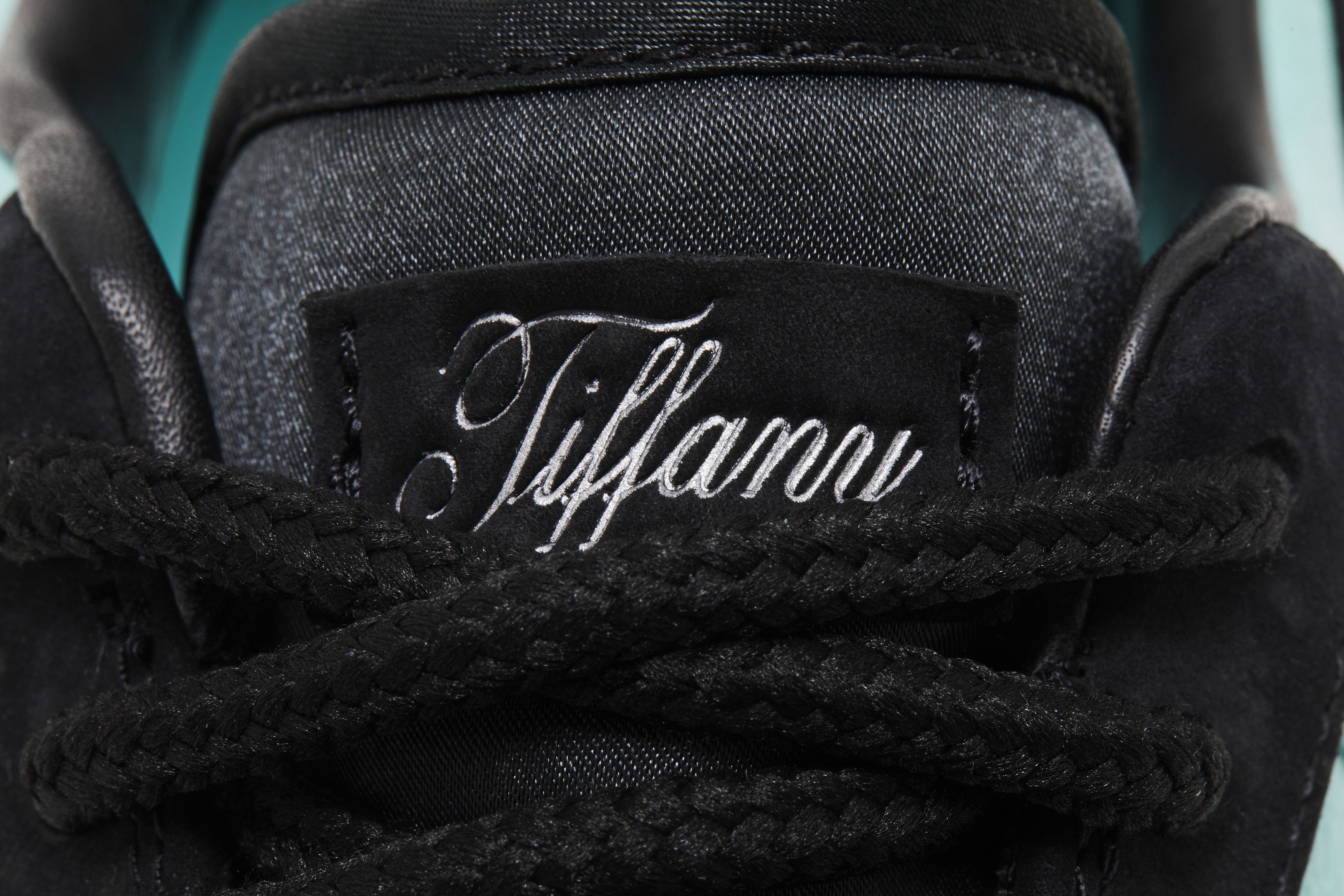 Tiffany & Co. x Nike Air Force 1 Low '1837' Friends & Family DZ1382-900 10 Tiffany & Co.  x Nike Air Force 1 Low '1837' Friends & Family DZ1382-900 - Image 10