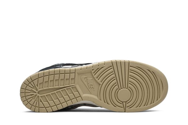 Travis Scott  x Nike Dunk Low Premium QS SB 'Cactus Jack' CT5053-001 - Image 4