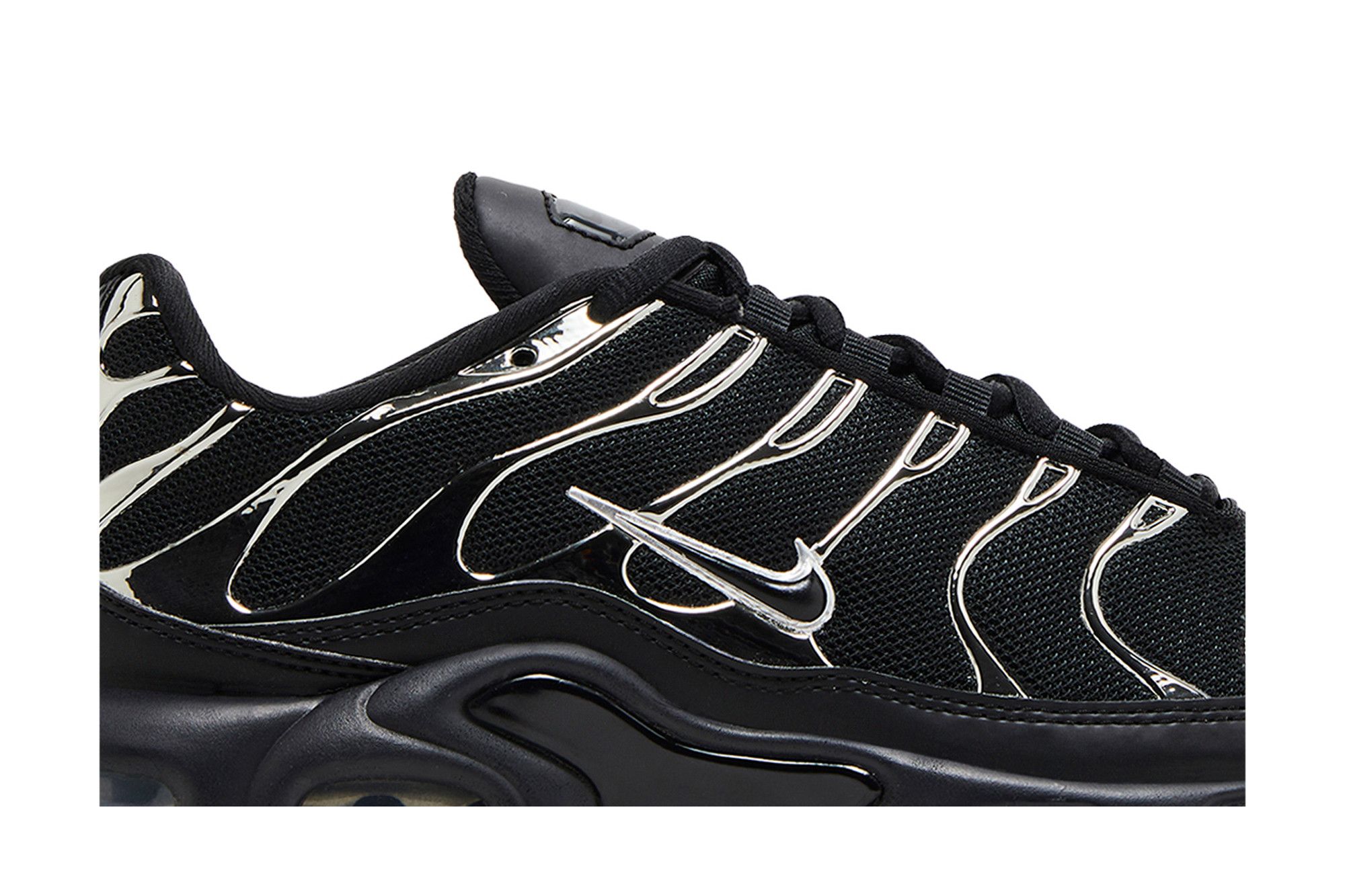 Wmns Nike Air Max Plus SE 'Black Chrome Silver' HJ9743-001 - Image 2