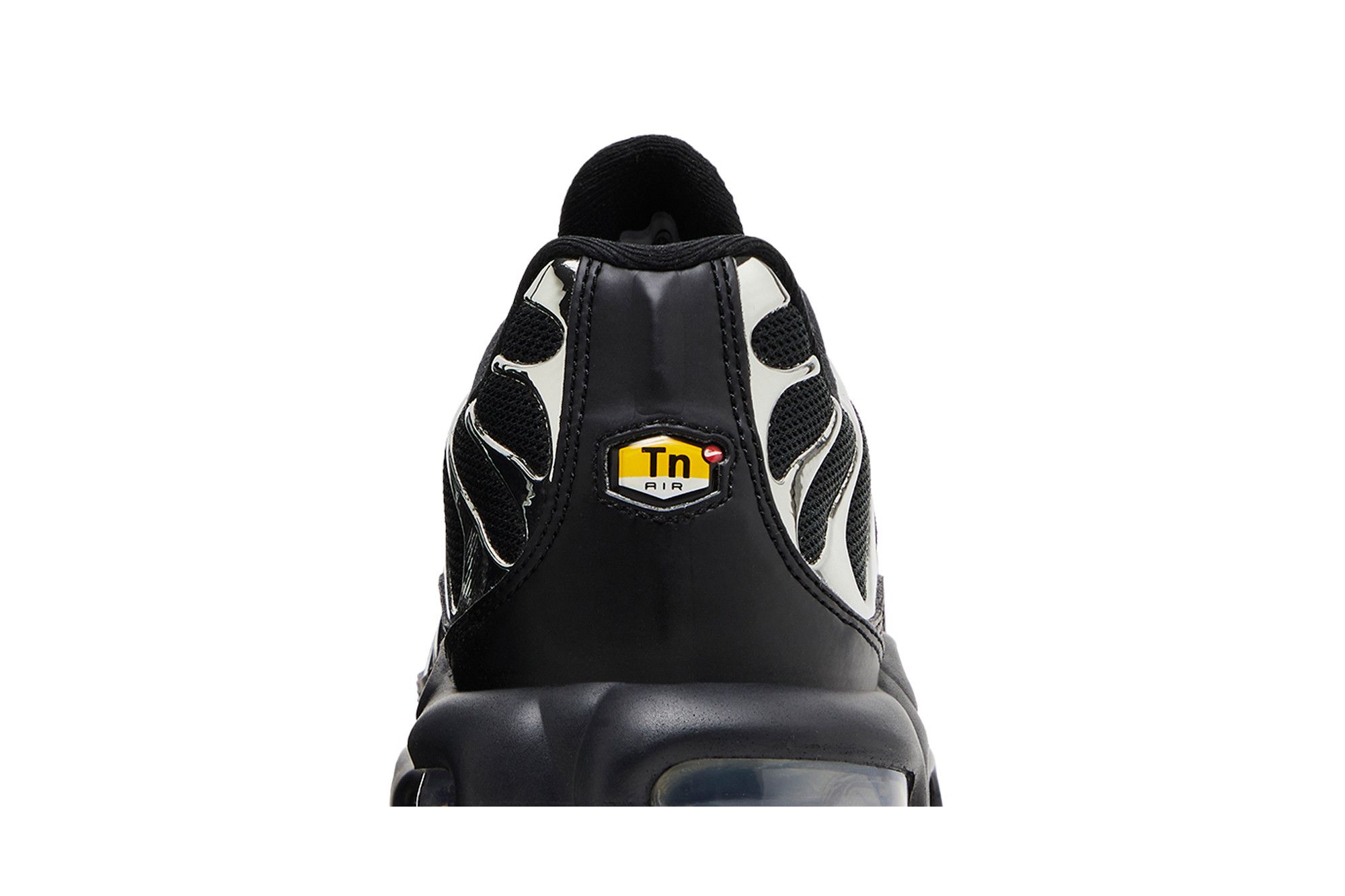 Wmns Nike Air Max Plus SE 'Black Chrome Silver' HJ9743-001 - Image 7
